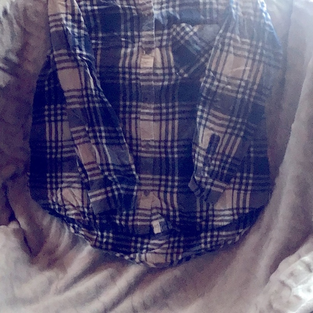 American eagle long sleeve shirt